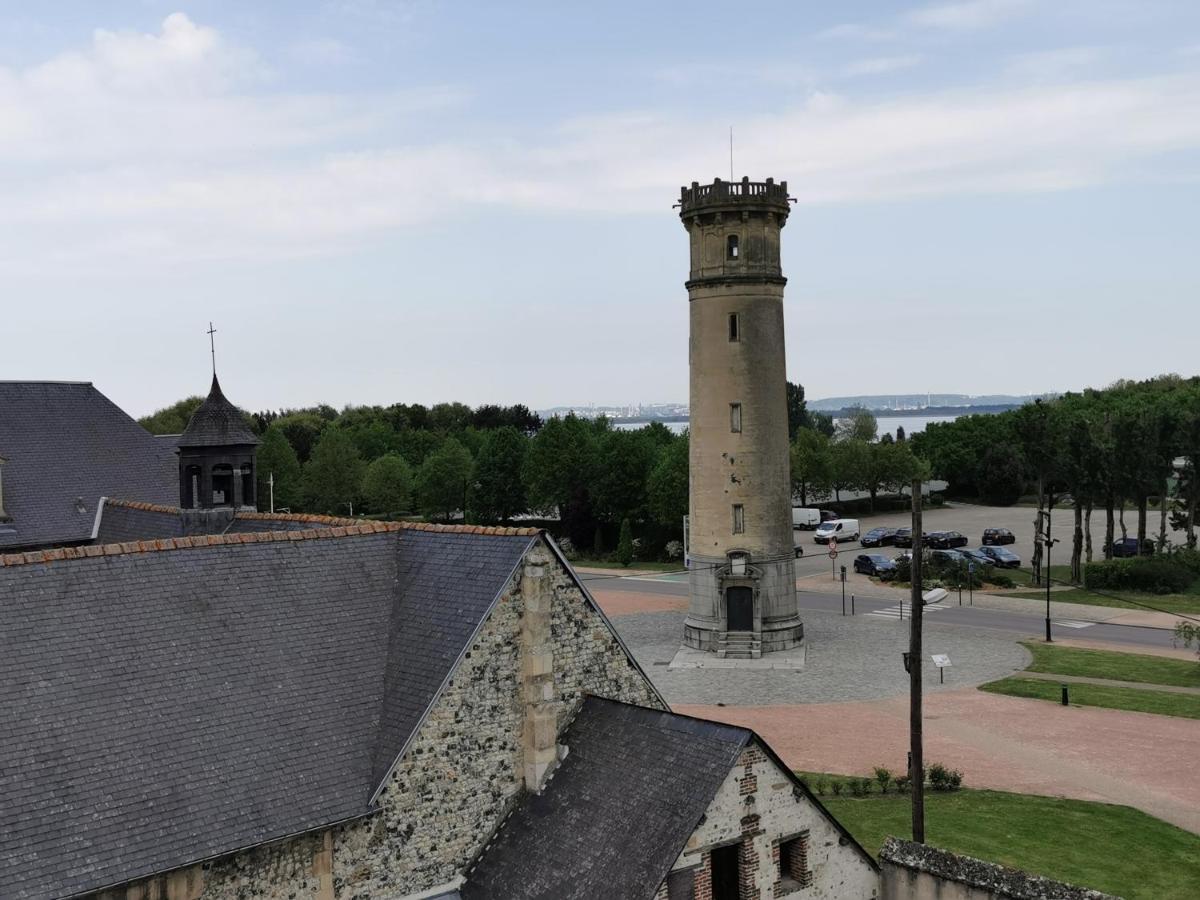Ferienwohnung Phare Des Impressionnistes Honfleur Exterior foto